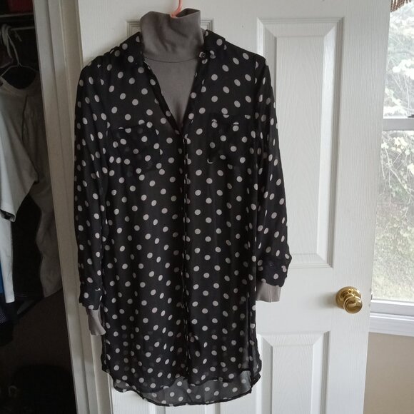 OLD NAVY Sheer Navy Polka Dotted Long Shirttail Shirt - Picture 1 of 5